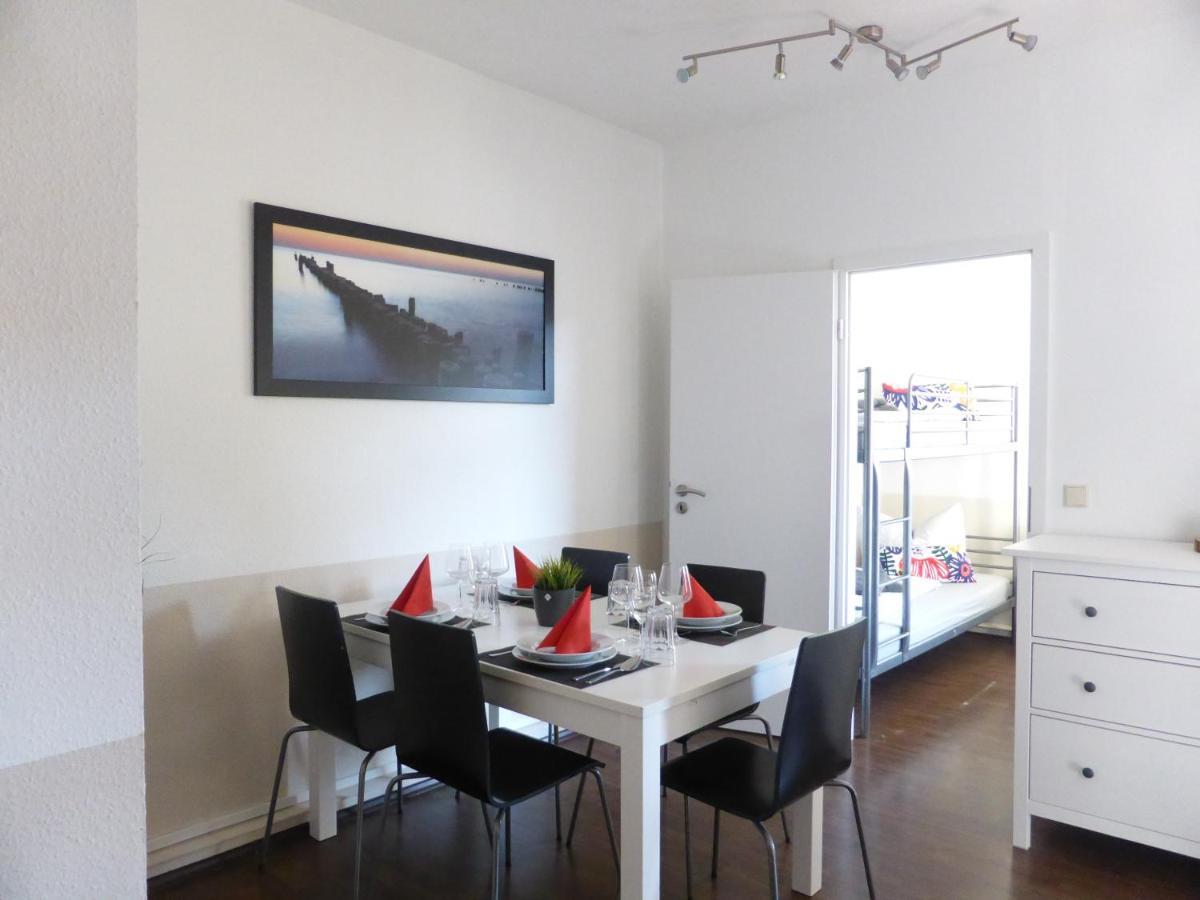 Ferienwohnung Friedrich Schiller, 2 Schlafzimmer, Balkon,Kostenloses Wifi, Naehe Zentrum, Jena Esterno foto