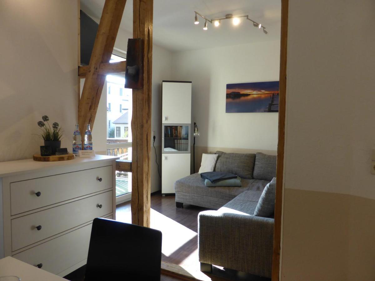 Ferienwohnung Friedrich Schiller, 2 Schlafzimmer, Balkon,Kostenloses Wifi, Naehe Zentrum, Jena Esterno foto