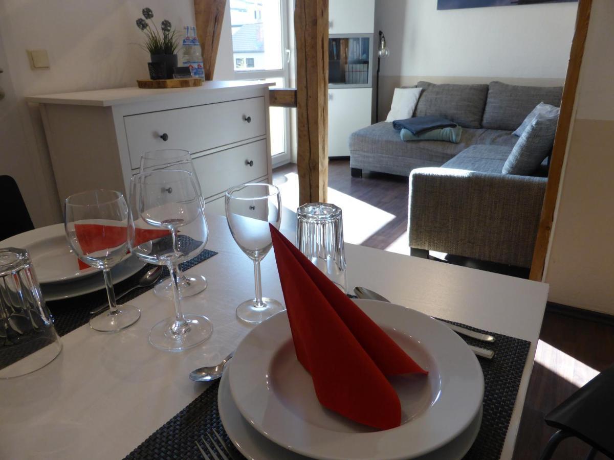 Ferienwohnung Friedrich Schiller, 2 Schlafzimmer, Balkon,Kostenloses Wifi, Naehe Zentrum, Jena Esterno foto