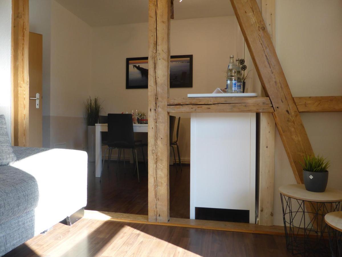 Ferienwohnung Friedrich Schiller, 2 Schlafzimmer, Balkon,Kostenloses Wifi, Naehe Zentrum, Jena Esterno foto