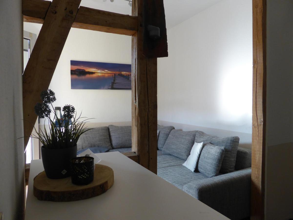 Ferienwohnung Friedrich Schiller, 2 Schlafzimmer, Balkon,Kostenloses Wifi, Naehe Zentrum, Jena Esterno foto
