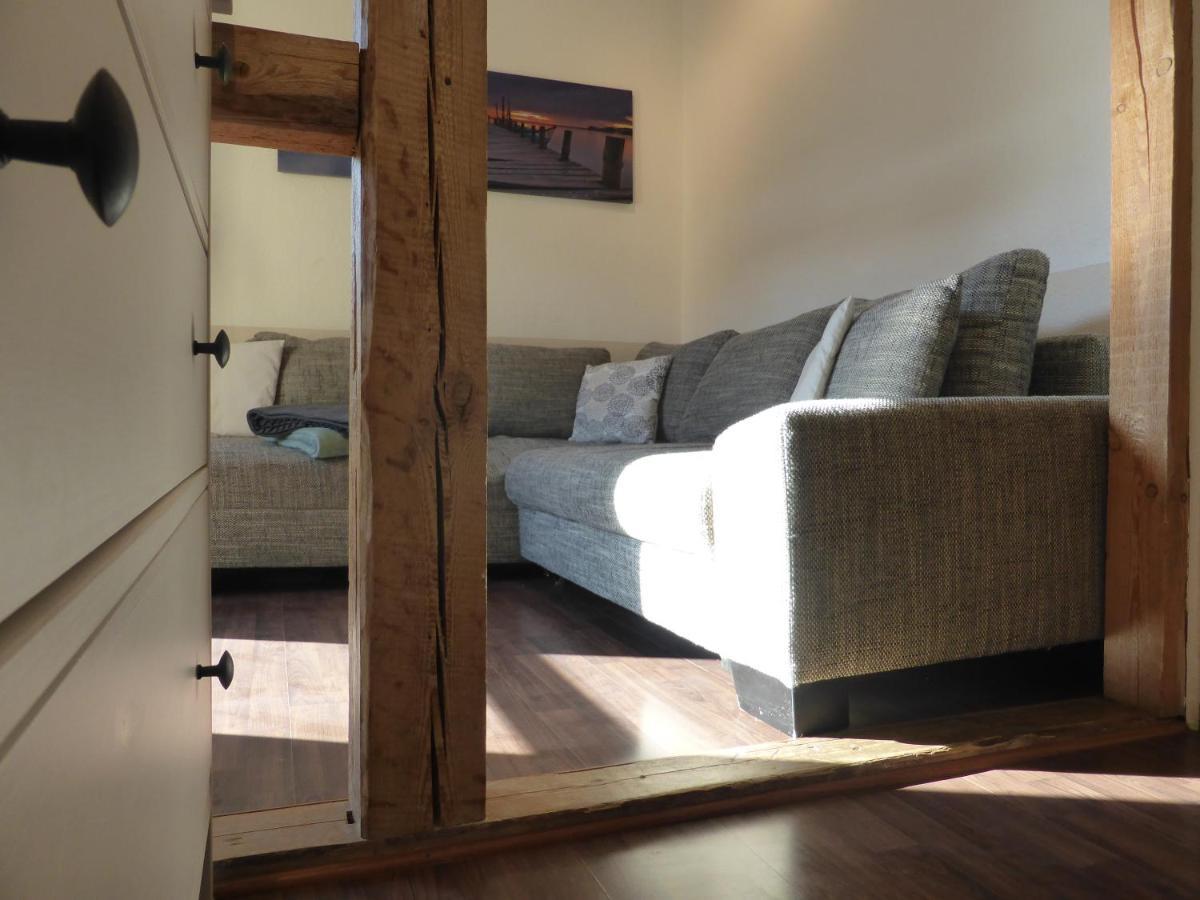 Ferienwohnung Friedrich Schiller, 2 Schlafzimmer, Balkon,Kostenloses Wifi, Naehe Zentrum, Jena Esterno foto